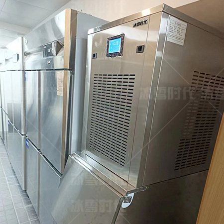 200公斤雪花制冰機(jī)交付江蘇淮安某酒店