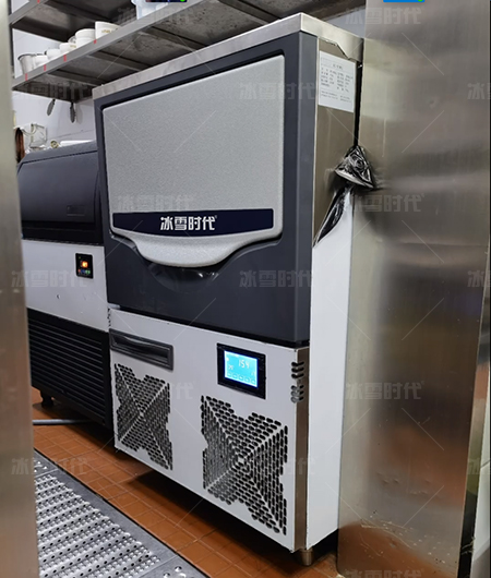 2025-2-6-150公斤雪花制冰機-1.jpg